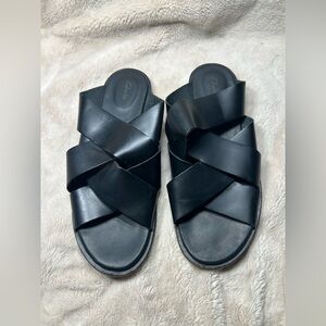 Clarks womens sandals size 10